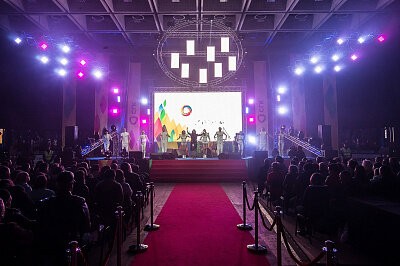 Праздник в Новосибирске #СОГРЕВАЕМВМЕСТЕ