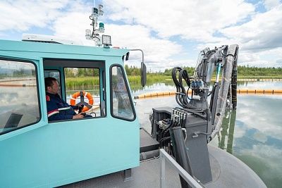 Новый земснаряд начал работу на Новосибирской ТЭЦ-2