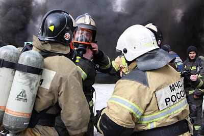 Полоса в огне: пожарные отработали действия на Новосибирской ТЭЦ-5