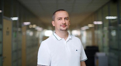 «Пилоты пошли в тираж» —  Антон Гаряев рассказал о внедрении новых проектов на станциях и отношении к ним персонала