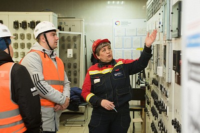 Химики и энергетики: молодёжь «Азота» побывала на Кемеровской ГРЭС