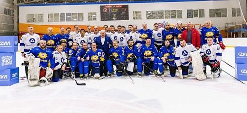 Такой хоккей нам и нужен: рефтинские энергетики провели товарищескую игру с Белоярской АЭС