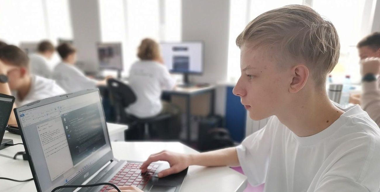 Таланты из Рубцовска успешно выступили на региональном этапе ВсОШ-2025