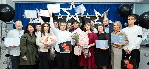 Выпускной-2026 в НЭСТе: отличники остаются строить карьеру в родном городе