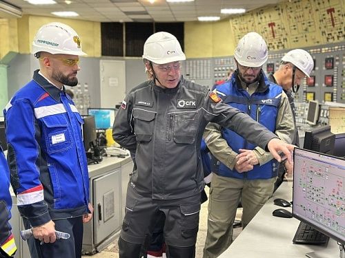 Руководитель Уральского управления Росприроднадзора Роман Тужиков посетил Рефтинскую ГРЭС