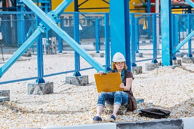 Пленэр на газотурбинной электростанции «Новокузнецкая»