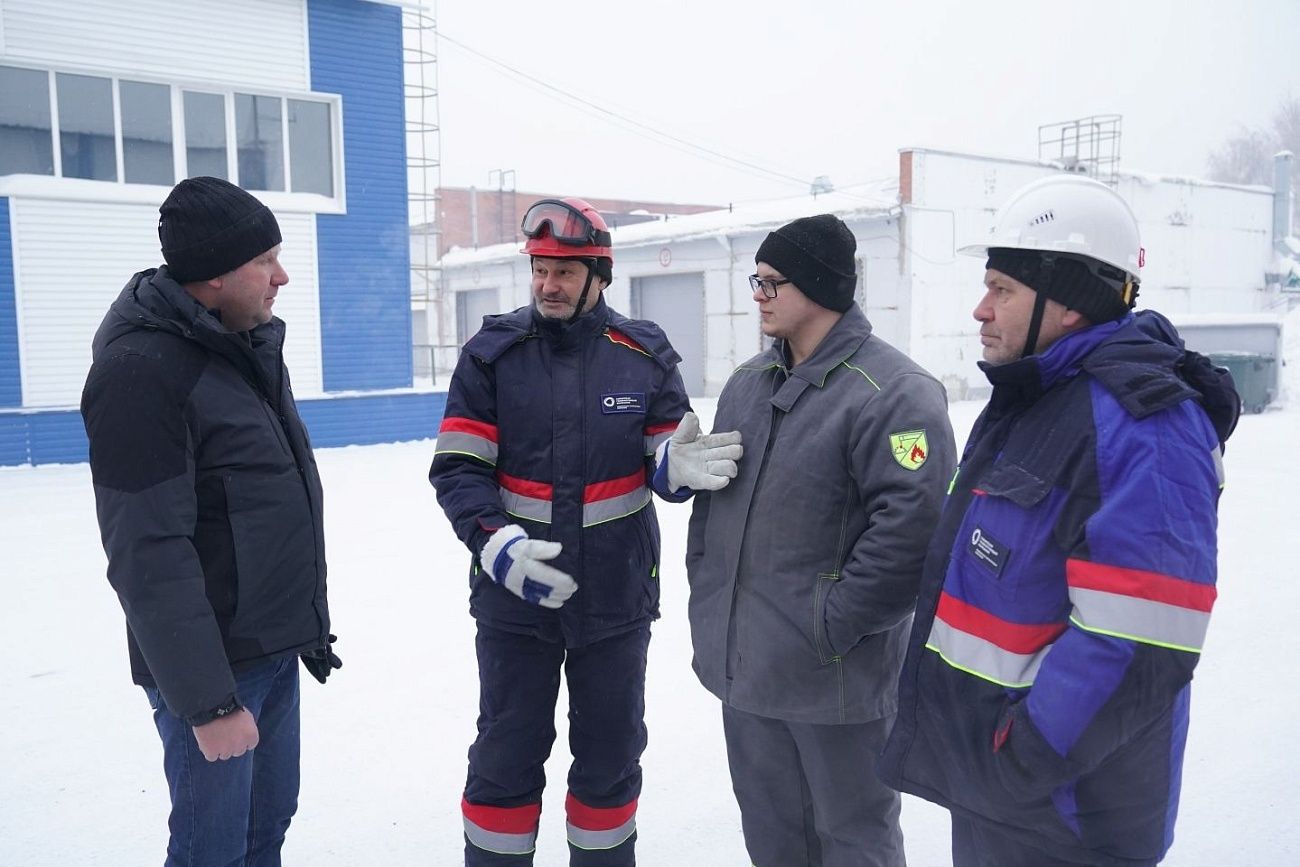 Аномальные морозы прошли, но зима продолжается: глава Кемерова Дмитрий Анисимов посетил диспетчерскую КТСК