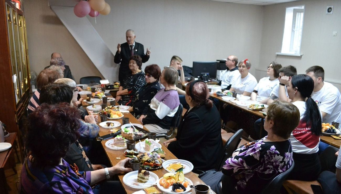 Ветераны и молодёжь алтайских предприятий СГК провели тёплую встречу к 80-летию Великой Победы