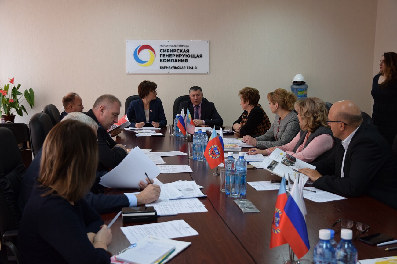 Барнаульская ТЭЦ-3 СГК стала площадкой для обсуждения вопросов охраны труда в Алтайском крае