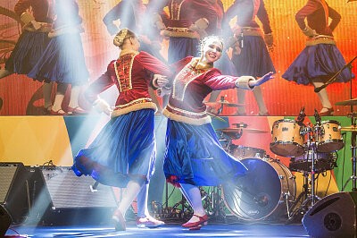 Праздник в Новосибирске #СОГРЕВАЕМВМЕСТЕ