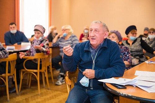 В Новокузнецке СГК ответила на вопросы старших по домам 
