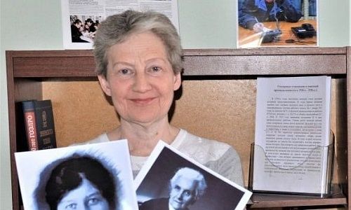 В библиотеке Кемеровской ГРЭС открылась выставка, посвящённая женщинам-энергетикам