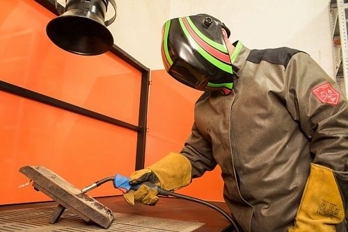 «Настольная» сварка: на Ново-Кемеровской ТЭЦ установлено новое оборудование