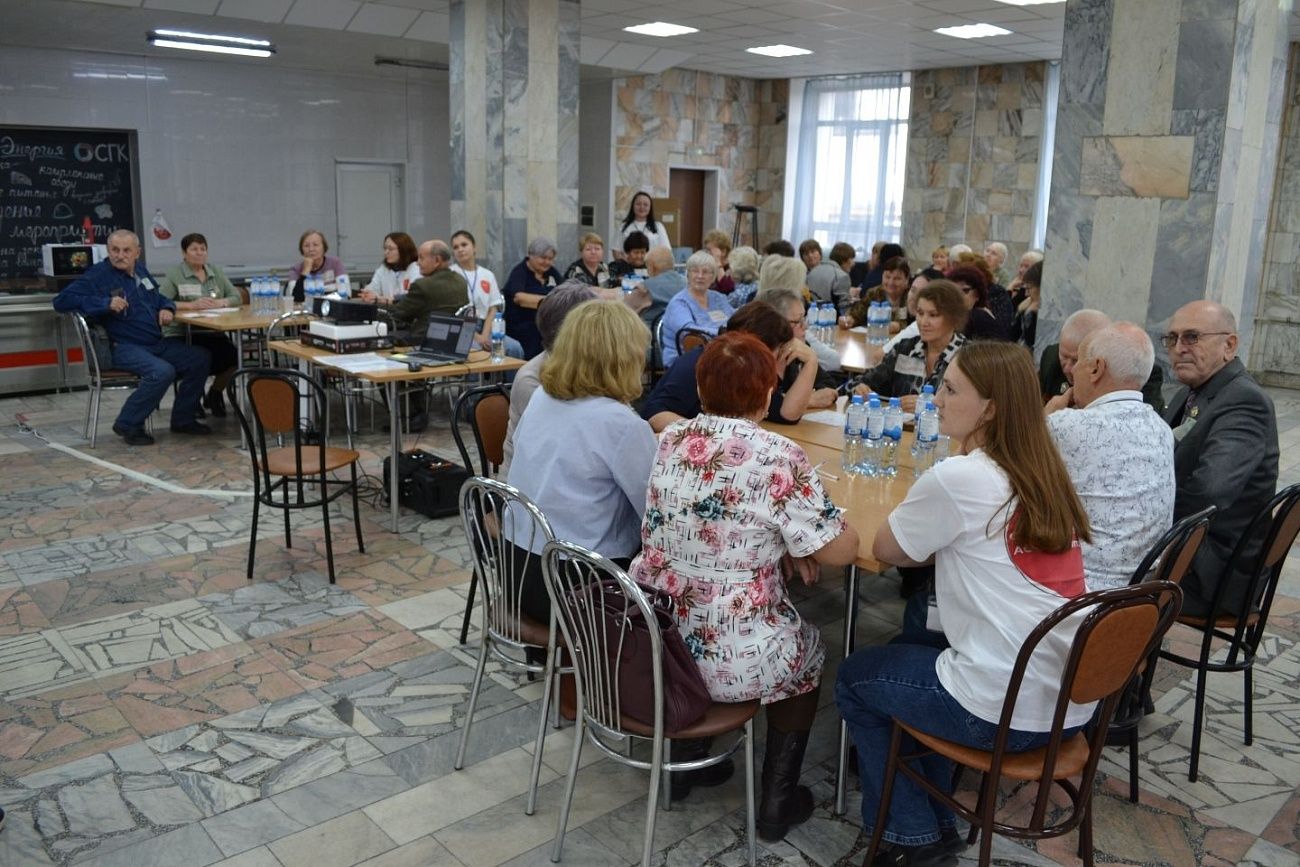 Музыкальное лото: Совет молодежи алтайских предприятий СГК провел душевное мероприятие для ветеранов 