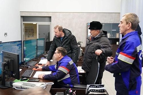 Аномальные морозы прошли, но зима продолжается: глава Кемерова Дмитрий Анисимов посетил диспетчерскую КТСК