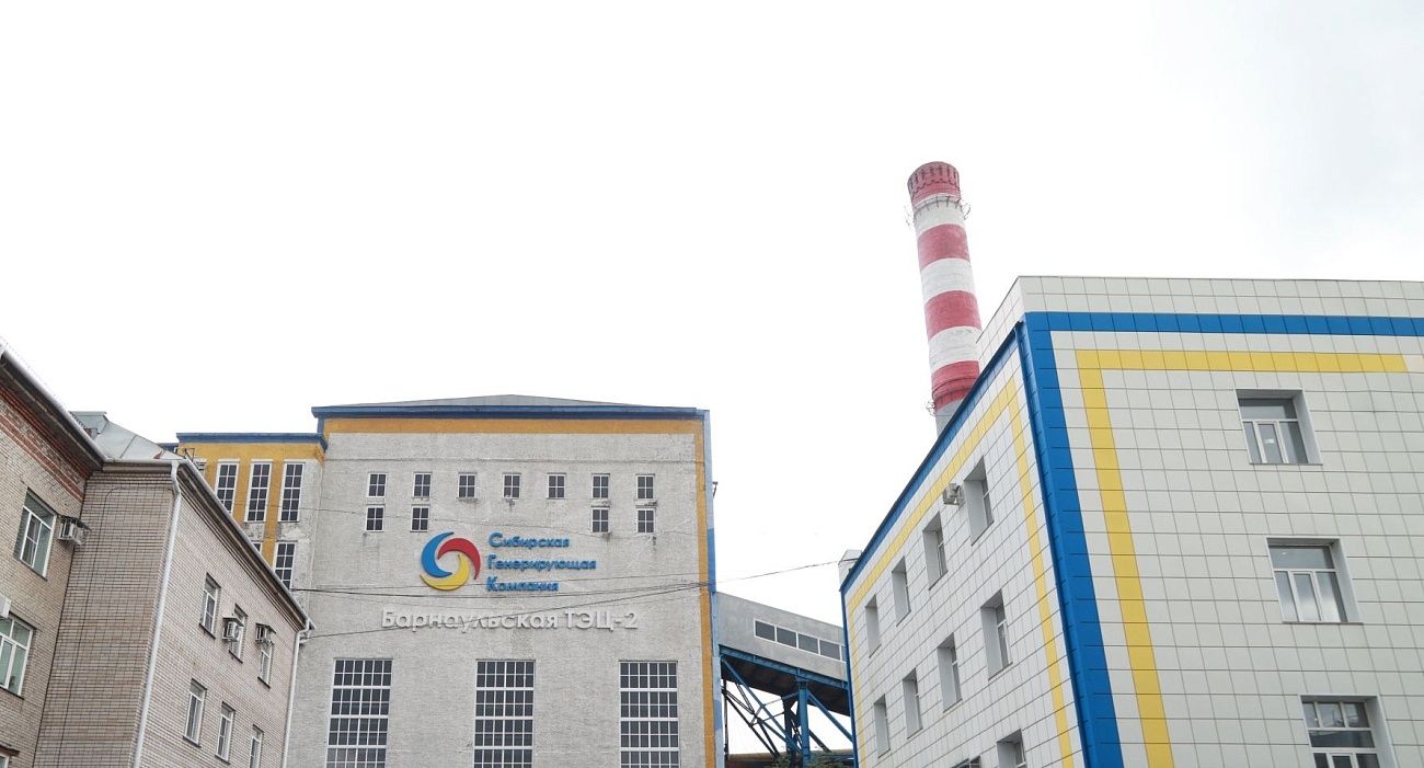Ещё на одной дымовой трубе Барнаульской ТЭЦ-2 монтируют приборы онлайн-контроля 