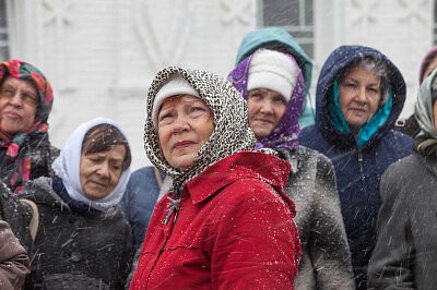 "Поделись теплом". Ветераны Кировского района Красноярска совершили экскурсию в Свято-Успенский мужской монастырь