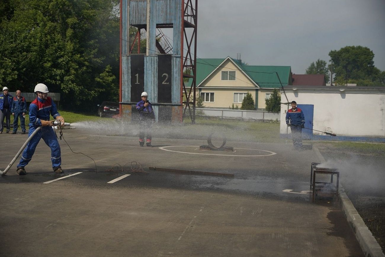 Ловкость, скорость, сила: на Беловской ГРЭС прошли соревнования добровольных пожарных формирований 
