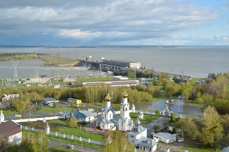 Церковь на обьгэсе фото