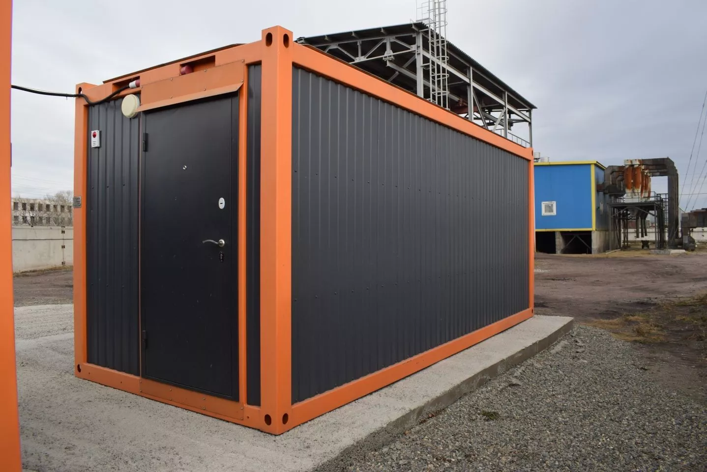 Работать в тепле, обедать в комфорте. В Хакасии на модульных котельных появились специализированные «бытовки»