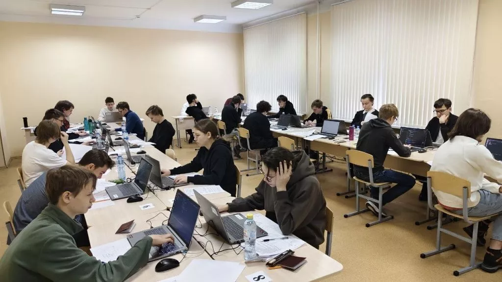 Воспитанники Центра талантов Фонда Мельниченко «Бийск» стали лидерами на региональных этапах Всероссийской олимпиады школьников 