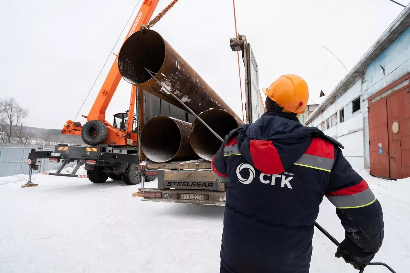 В Новосибирск поступают новые трубы для инвестпрограммы 2025 года