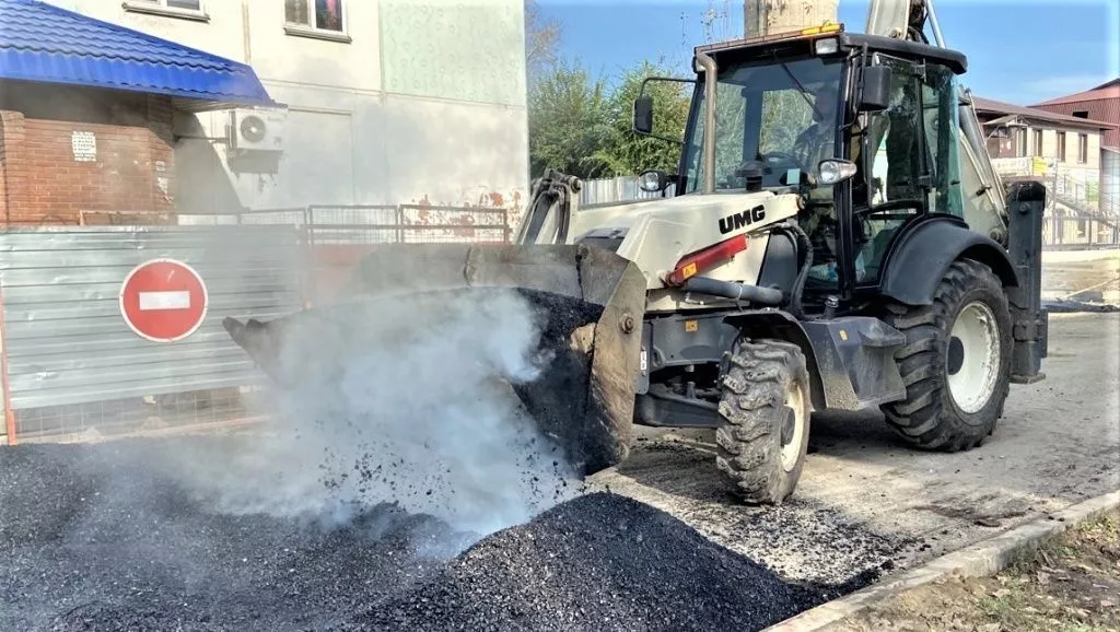 Апрель — время наводить порядок: где СГК возобновит благоустройство территорий в Бийске после ремонта на теплосетях