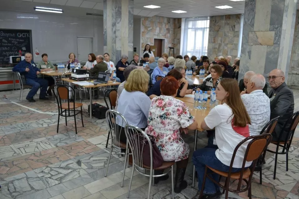 Музыкальное лото: Совет молодежи алтайских предприятий СГК провел душевное мероприятие для ветеранов 