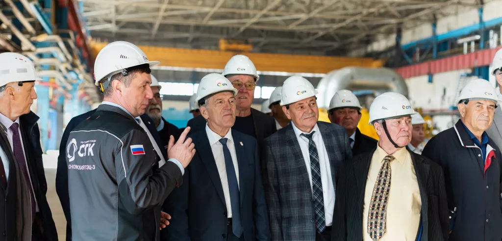 Ветераны отрасли посетили объекты генерации в канун пятилетия Музея энергетики Красноярского края